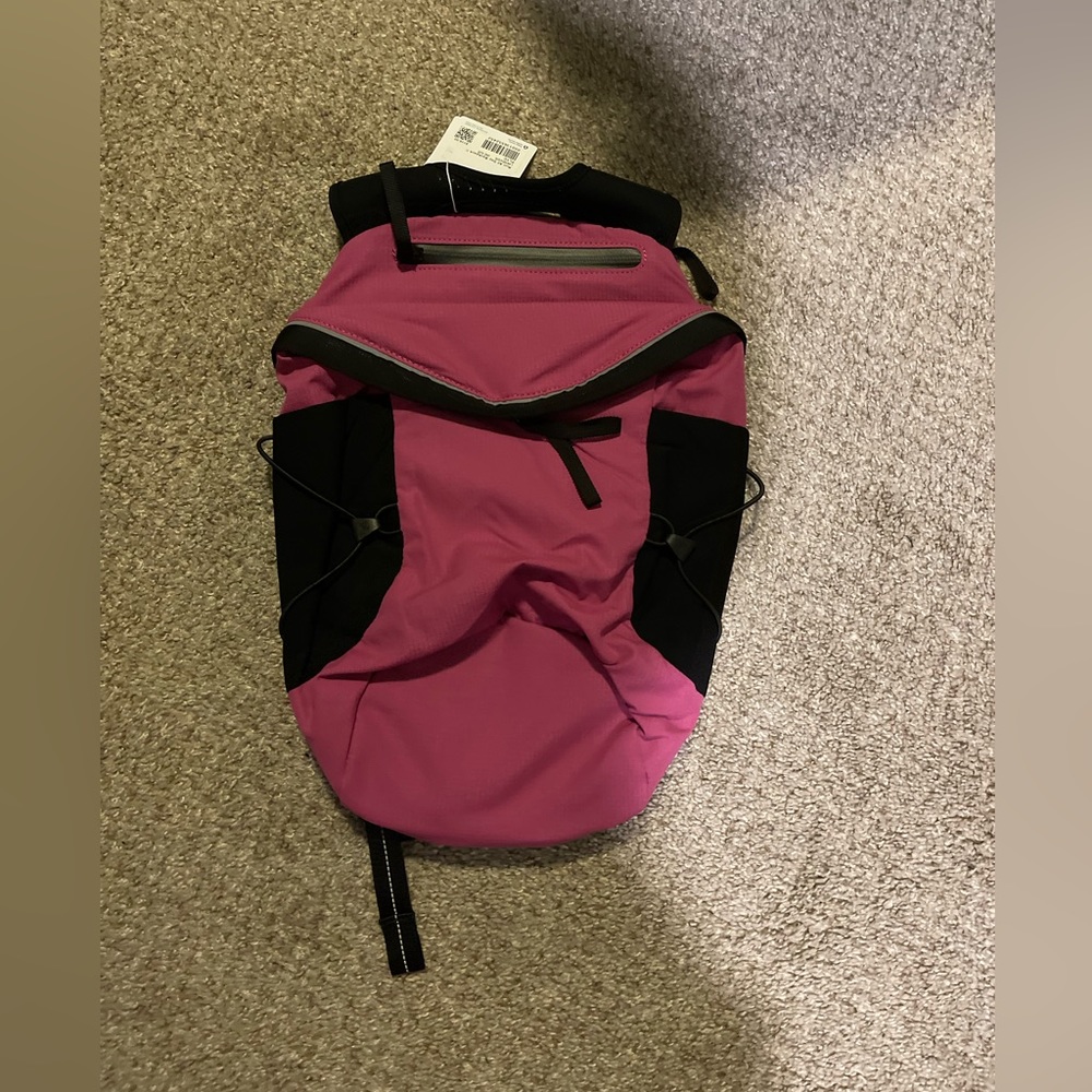 LULULEMON Run All Day Pink Backpack - Brand New